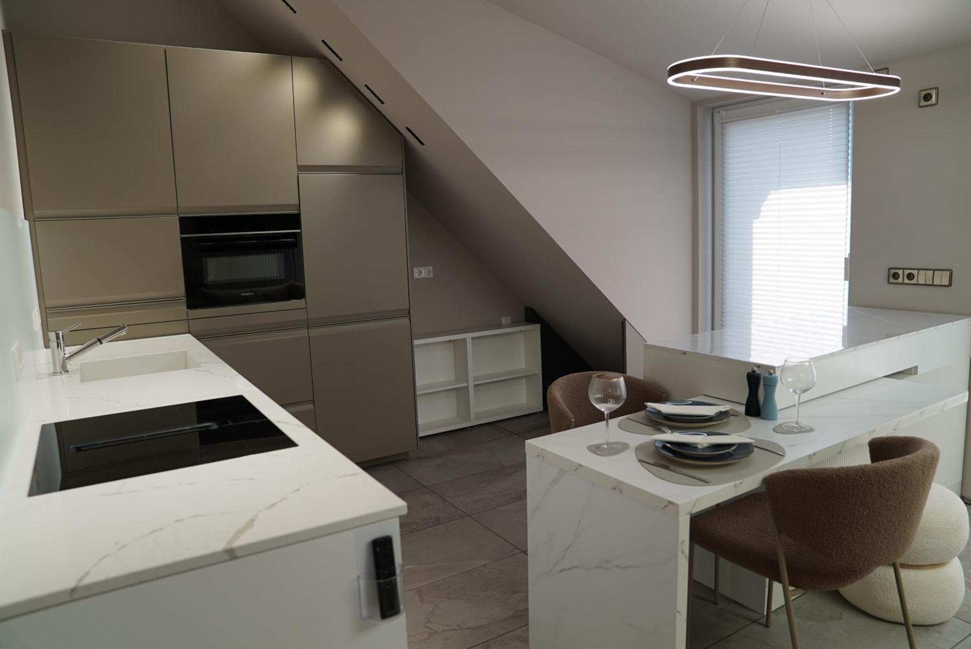 Kleine Studio-wohnung, Kontaktloser Check-in